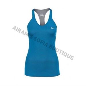 NWT Nike Women's Advantage Solid Tennis Tank